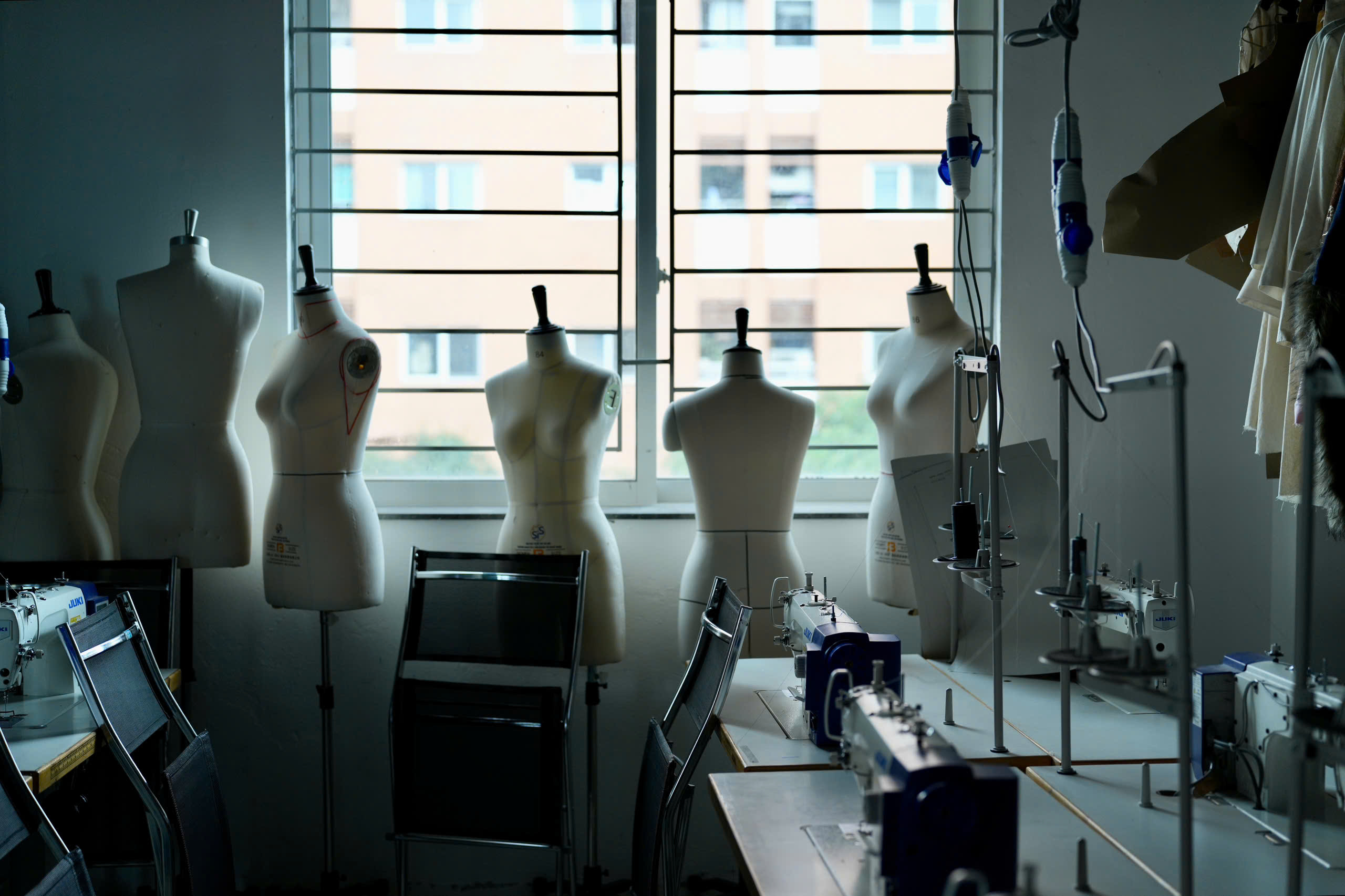 Giảng đường Nghĩa Đô là không gian học và thực hành dành cho khối nghệ thuật - thiết kế, nơi cảm hứng sáng tạo bắt đầu từ việc được làm thật.