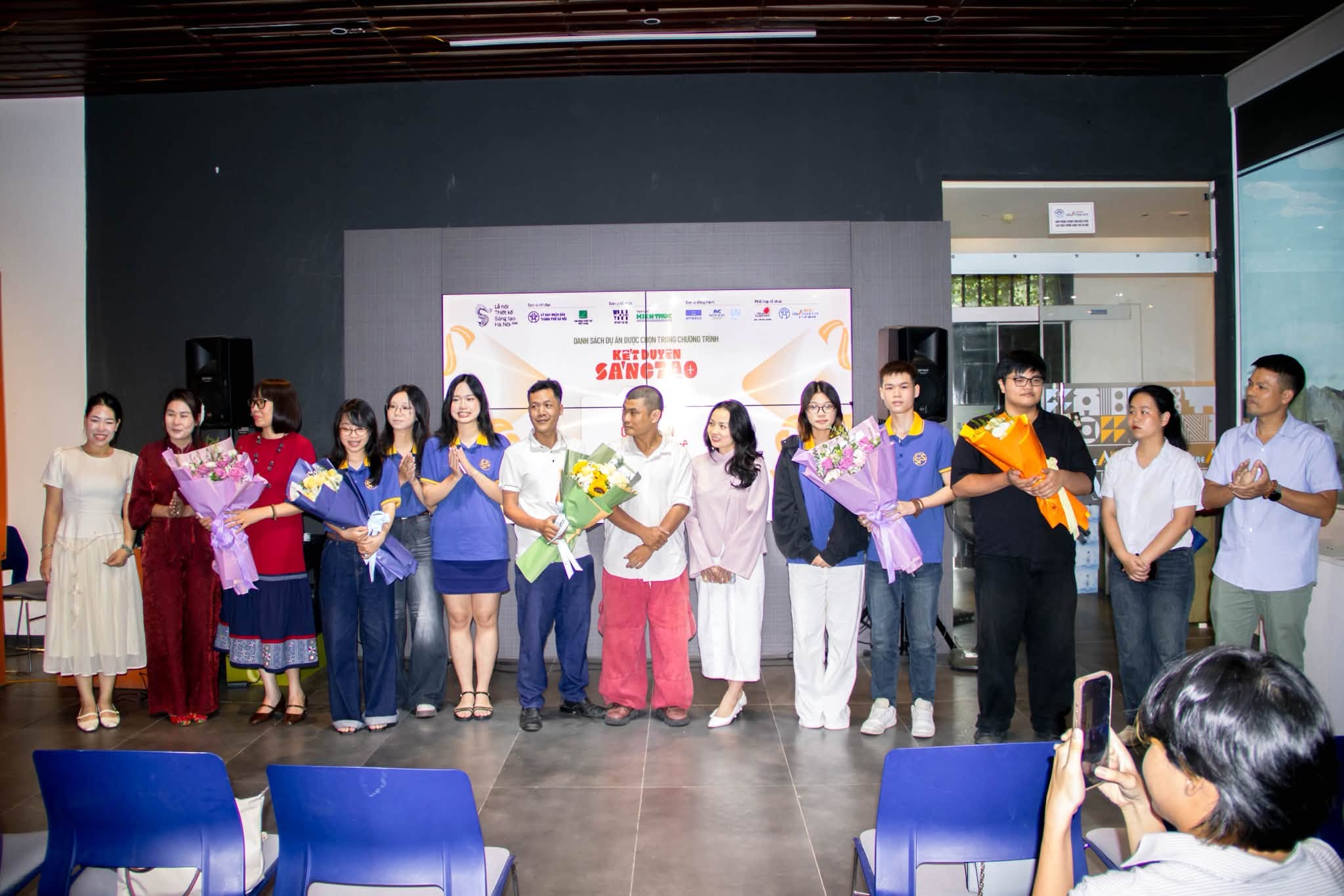 Khi thiết kế không còn đi một mình: UNVEIL, Ô Ăn Quan, Lam Nguyên và dấu ấn của tư duy liên ngành