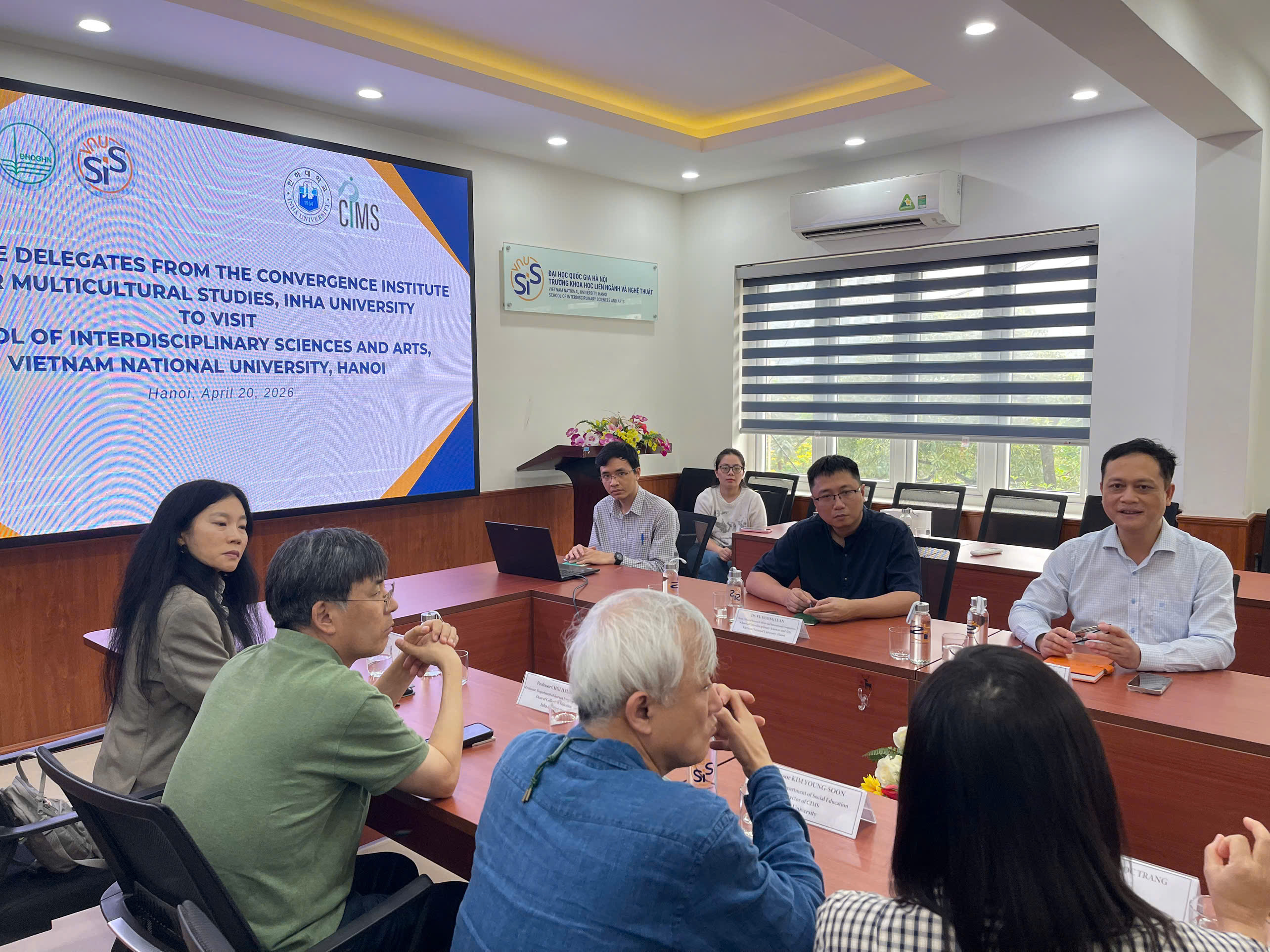 VNU-SIS mở rộng mạng lưới đối tác chiến lược quốc tế cùng Đại học Inha (Hàn Quốc)